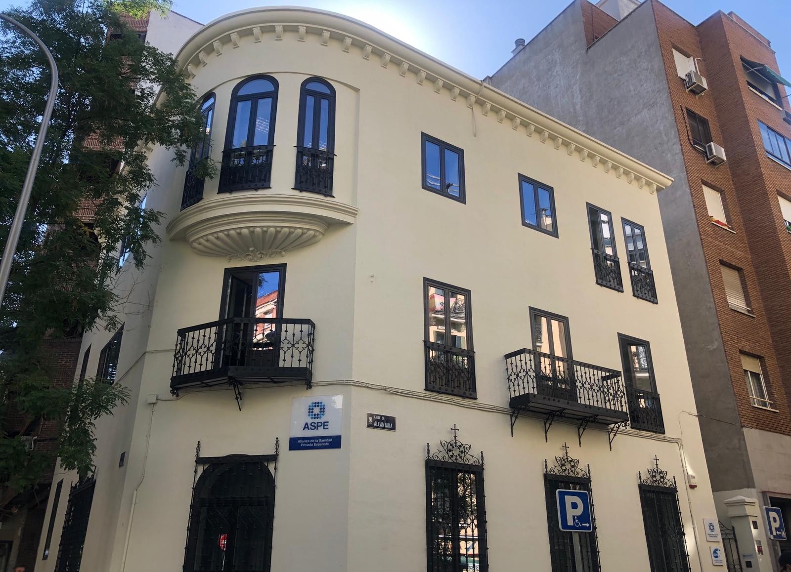 ASPE mantiene un encuentro institucional con Sanidad para abordar los proyectos legislativos del nuevo curso político